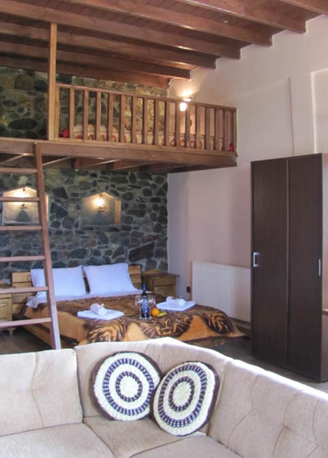 Ihnilatis Bed & Breakfast Kerkíni Eksteriør bilde