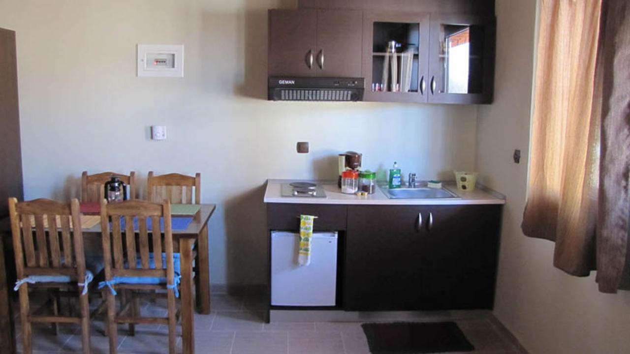 Ihnilatis Bed & Breakfast Kerkíni Rom bilde