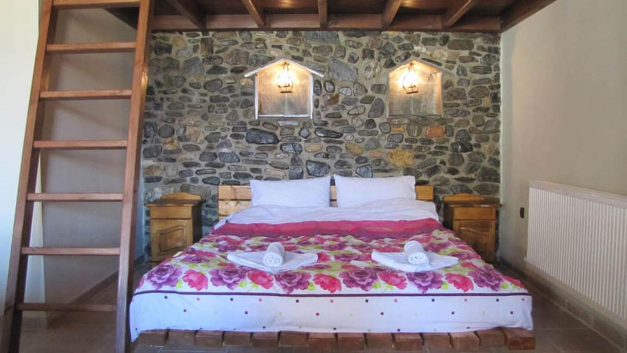 Ihnilatis Bed & Breakfast Kerkíni Rom bilde