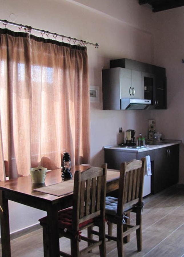 Ihnilatis Bed & Breakfast Kerkíni Rom bilde