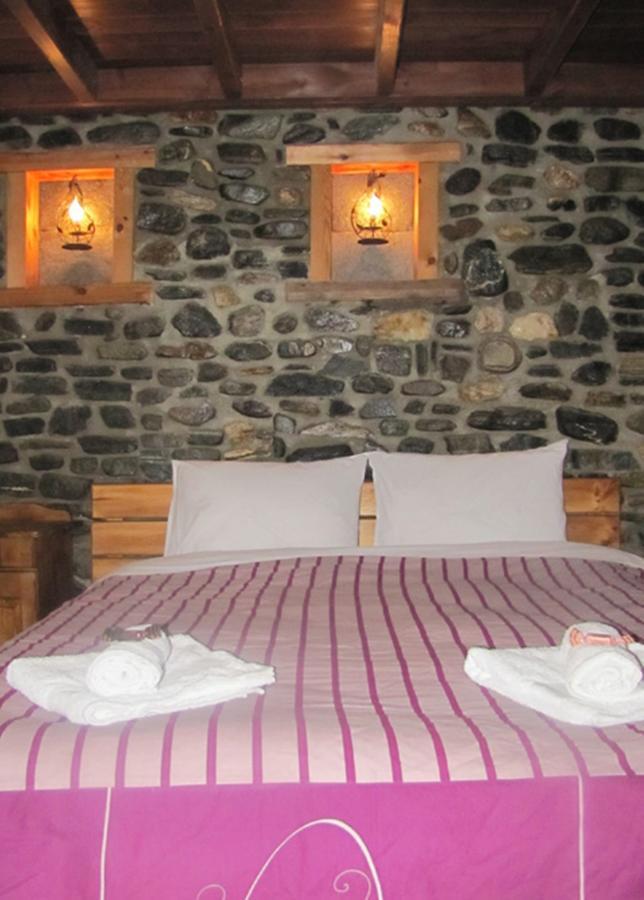 Ihnilatis Bed & Breakfast Kerkíni Eksteriør bilde