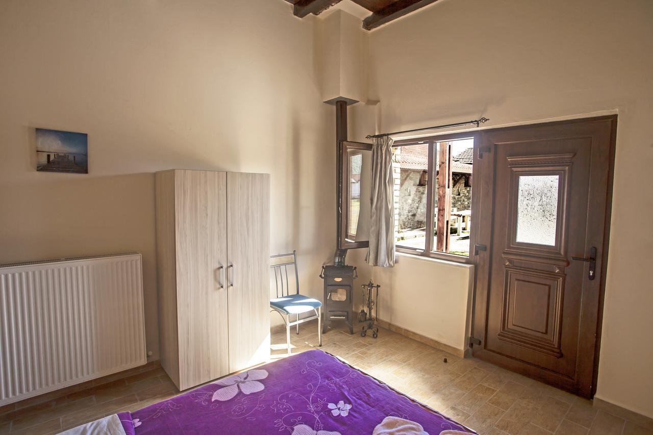 Ihnilatis Bed & Breakfast Kerkíni Eksteriør bilde